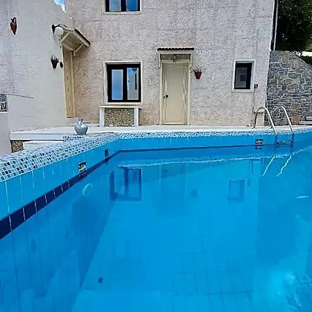 Korifi Piskopiano Apartment
