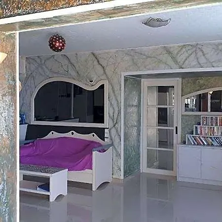 Apartment Korifi Piskopiano *